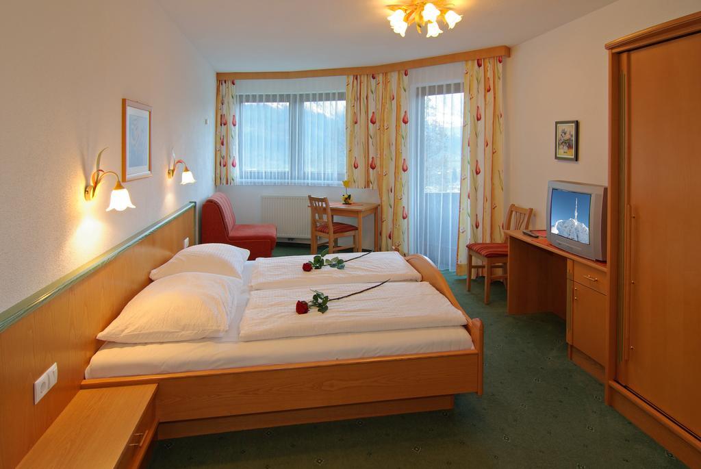 Hotel Garni Romantik Fügen Camera foto