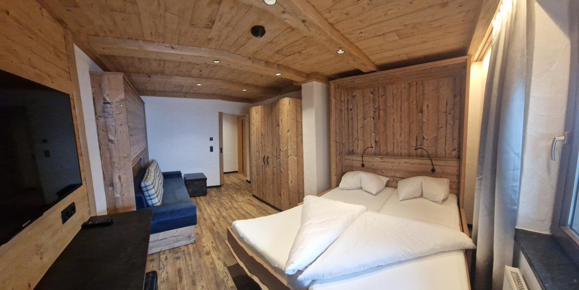 Hotel Garni Romantik Fügen Esterno foto