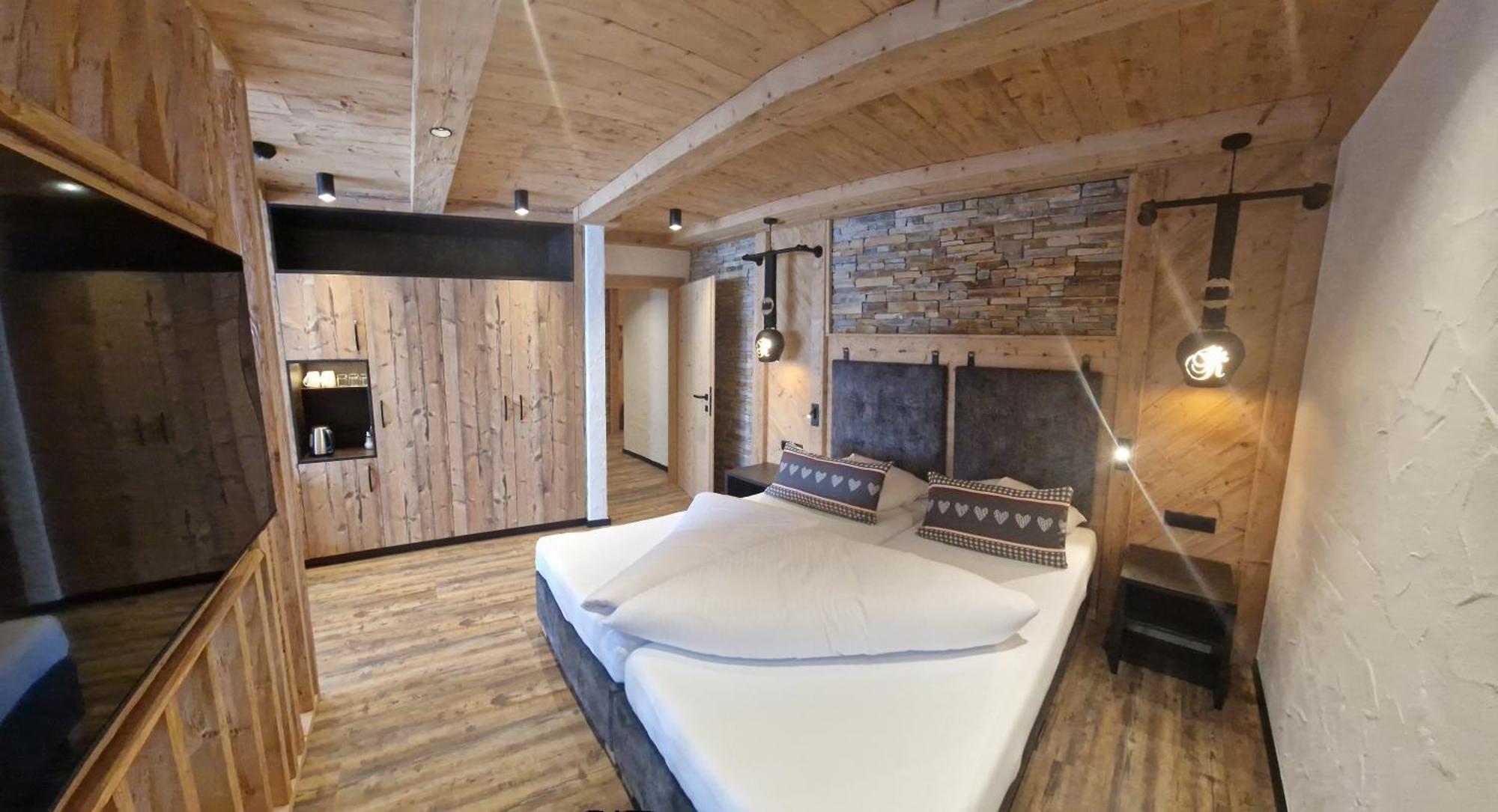 Hotel Garni Romantik Fügen Esterno foto